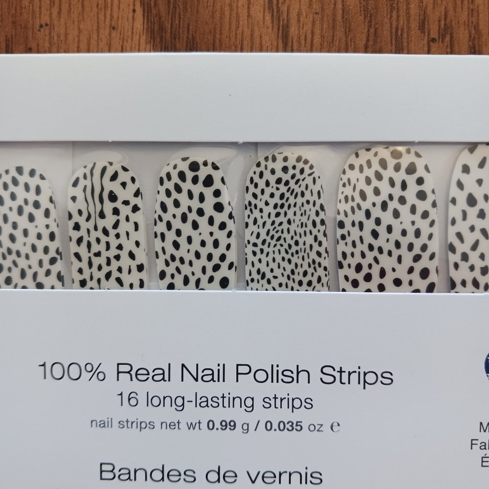 Color Street Purr Diem Black Clear Animal Print Nail Polish Strips - Picture 3 of 4